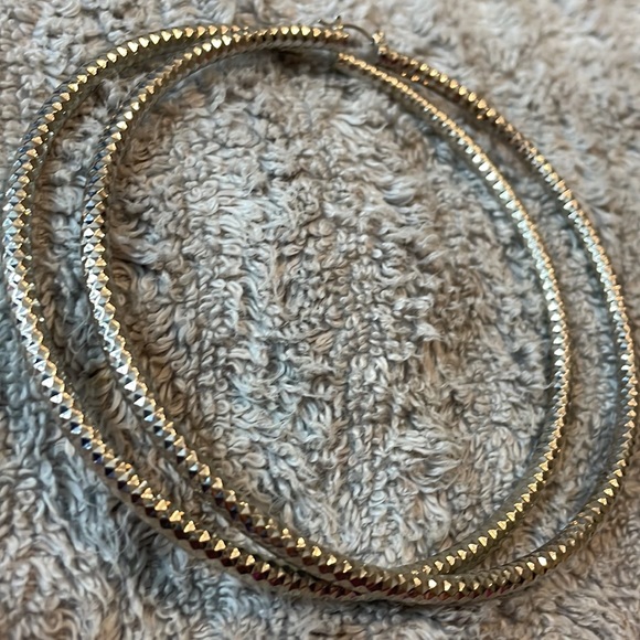 Big hoops 🤪😍 - Picture 3 of 3